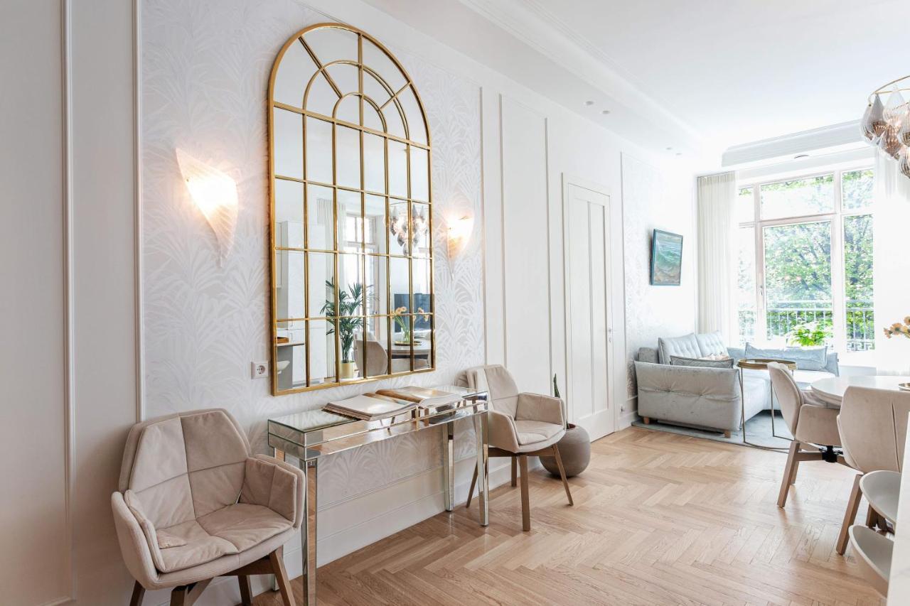 Jogailos Residence Peaceful Old Town Luxury 3 Bdr, 2 Bthr, Free Garage, Top-Speed Wifi VNO Extérieur photo